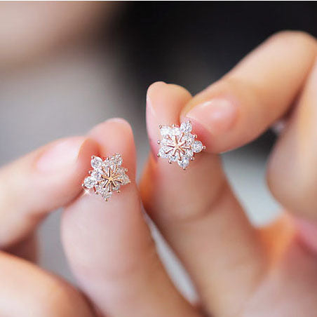 Shiny Pentagram Stud Earrings
